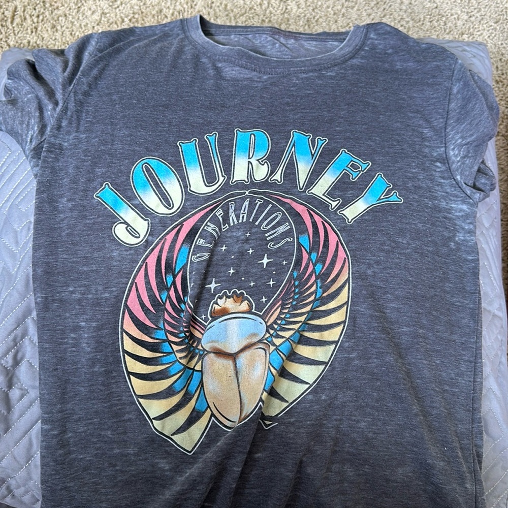 Journey shirt small
